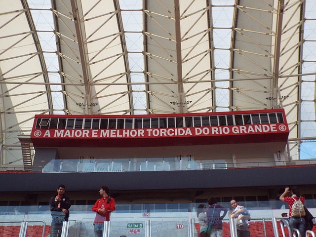 连续命中三 连续命中三